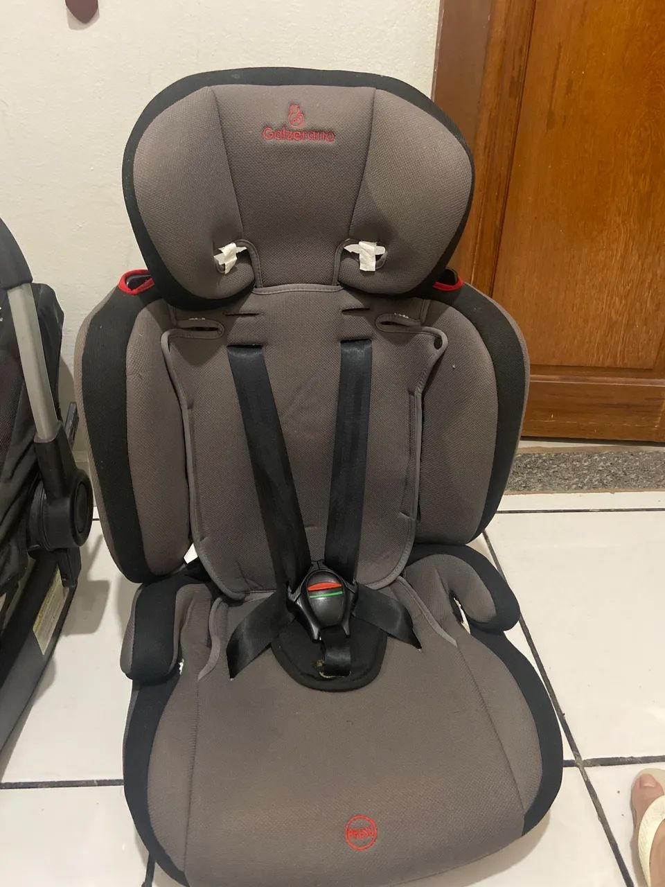 cadeirinha infantil semi nova  - Foto 2