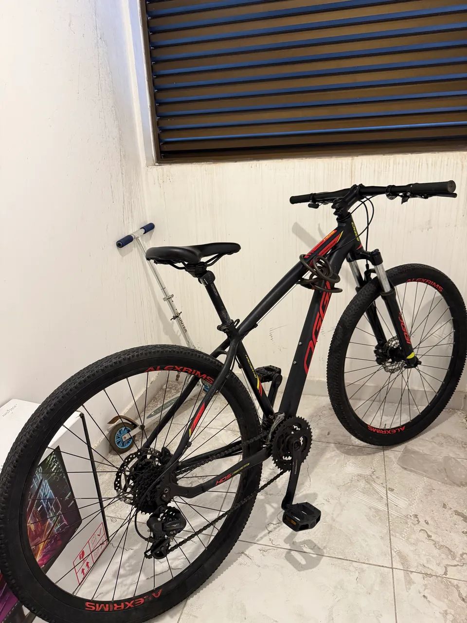 OGGI Hacker HDS aro 29 2022