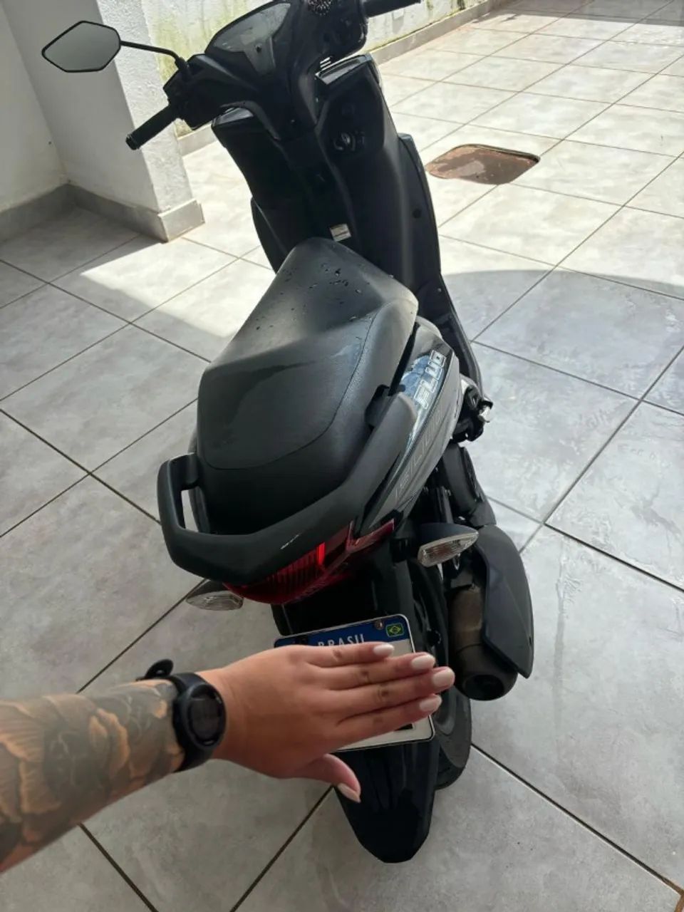 YAMAHA FLUO 125 - Foto 3