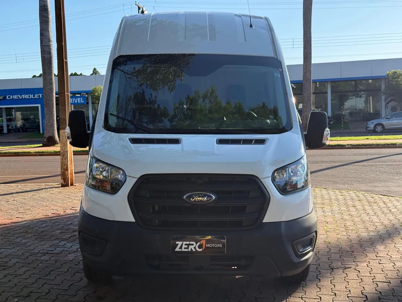 Ford Transit FURGÃO 2.0 CURTO TURBO DIESEL 2023