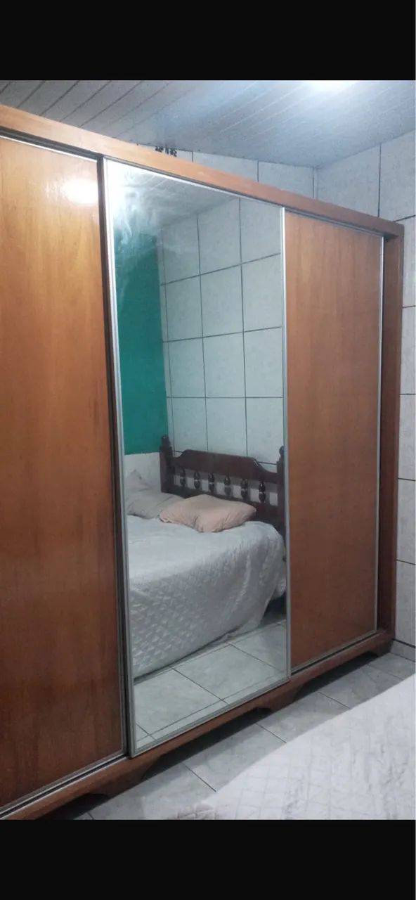 Guarda roupa madeira 