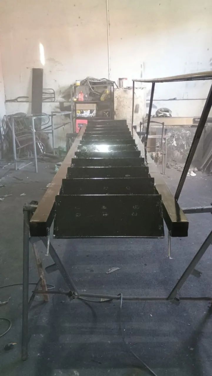 Ladder472778572049295365