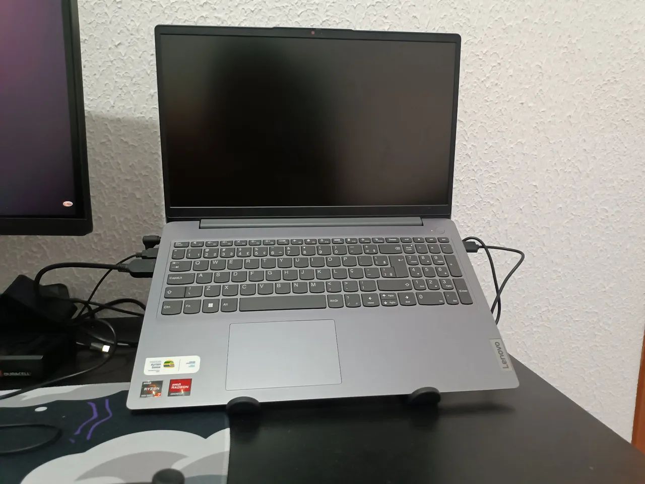 Lenovo ideapad 3 
