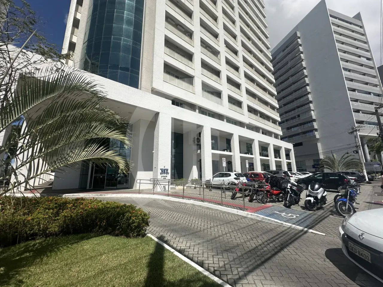 Sala Comercial com 39 m² para Locação no Neo Office