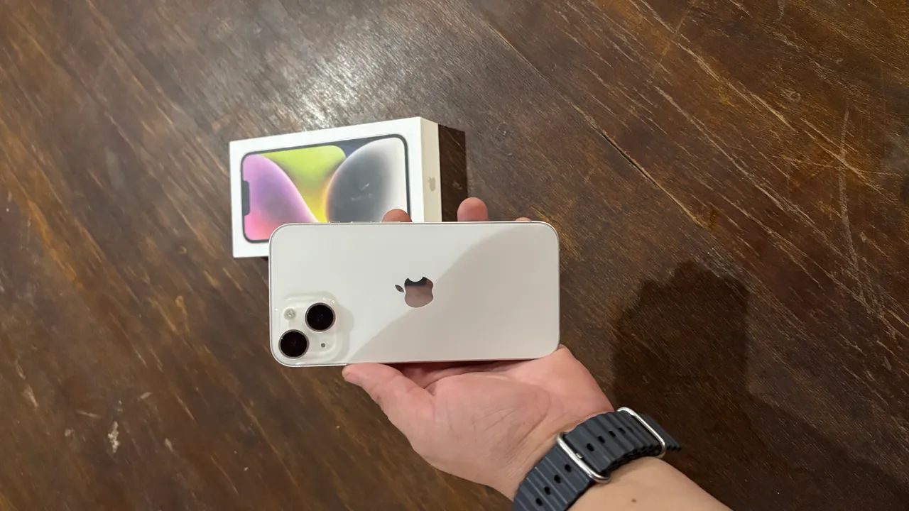 Vende se iPhone 14