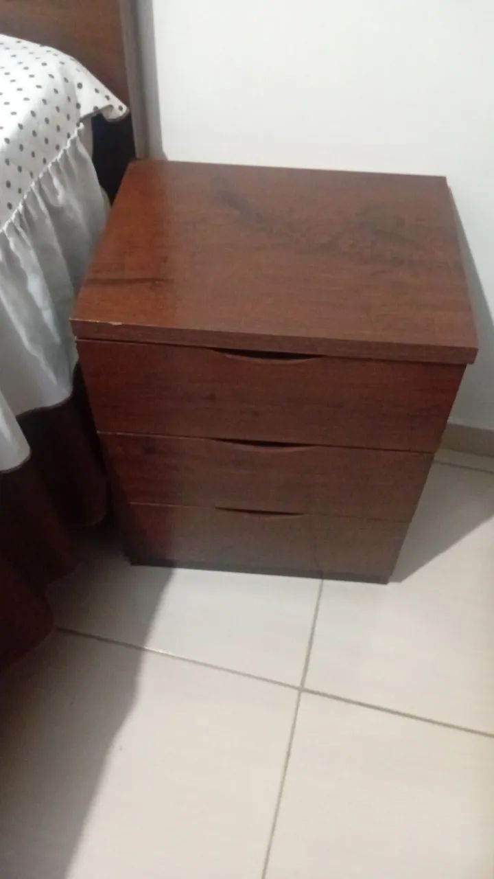 Criado mudo 