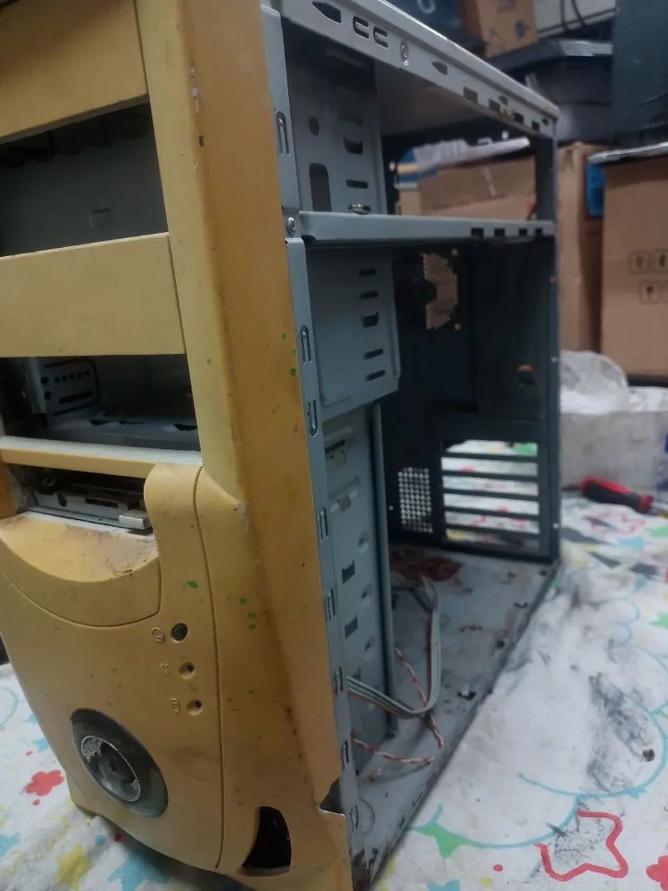 Gabinete de Pc antigo (leia o anúncio) - Foto 3