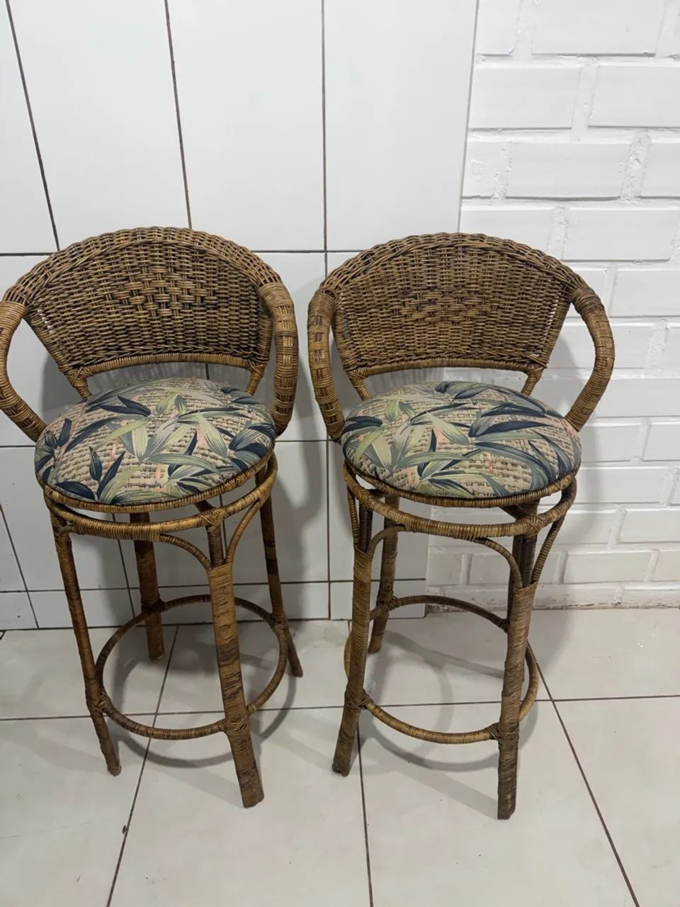 Vendo banquetas giratórias  - Foto 3