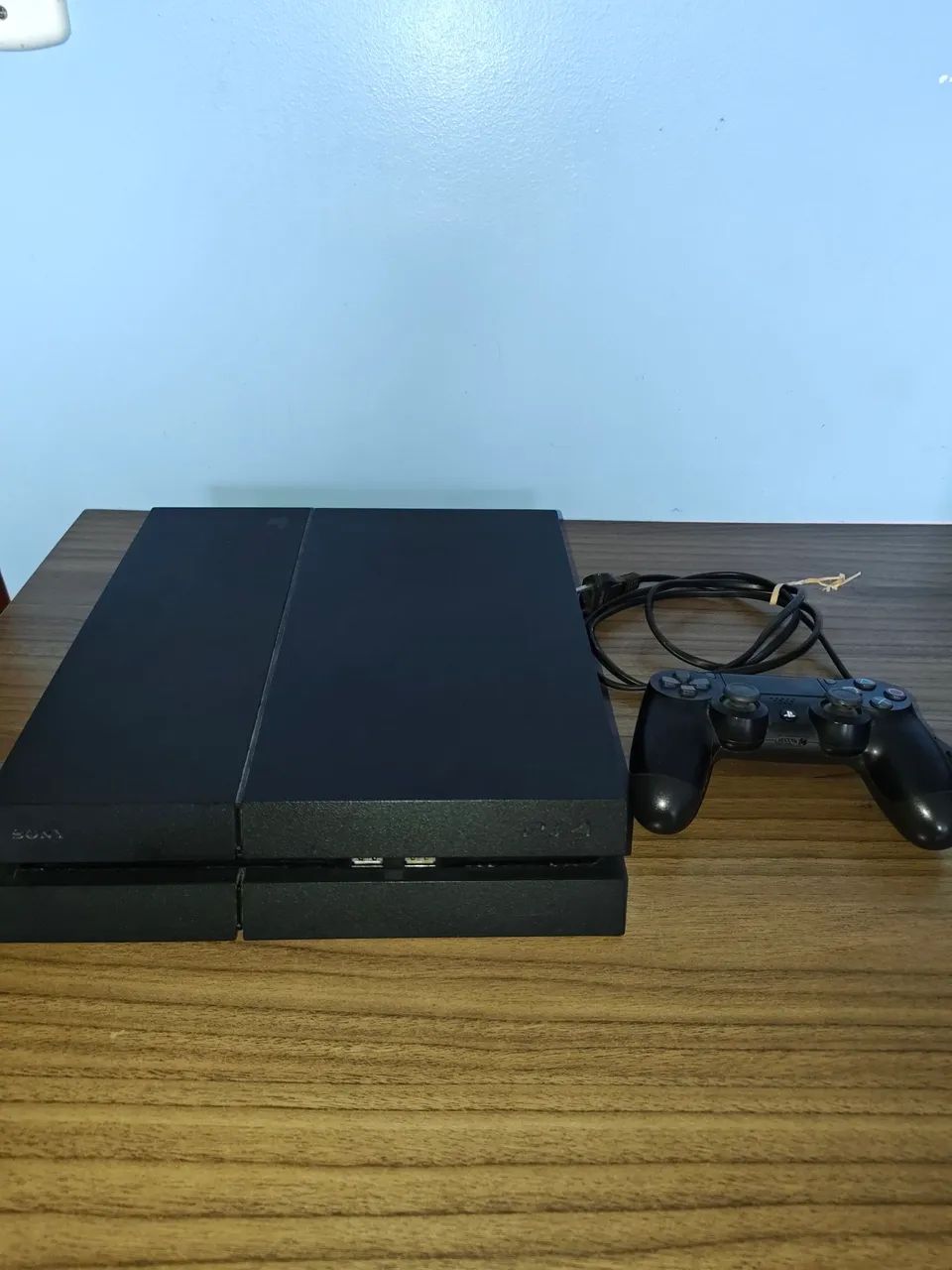 Vendendo ps4 com 2 controles  - Foto 2