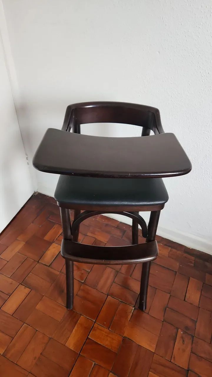 Cadeira de alimentação infantil 