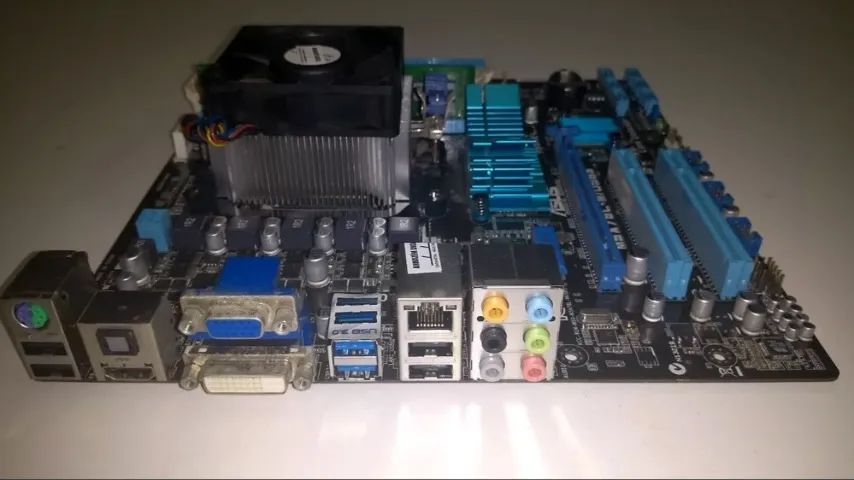 Placa Mãe ASUS  - Foto 5