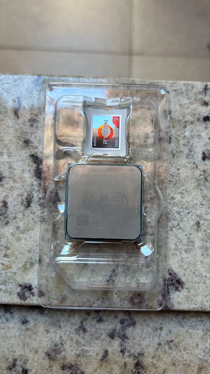 Processador Ryzen 5 4500 funcionando perfeitamente 