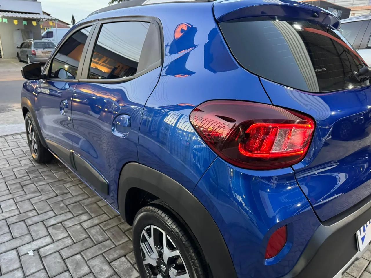 Renault Kwid Outsider 1.0 Flex 12V 5P Mec. 2024 - Foto 4