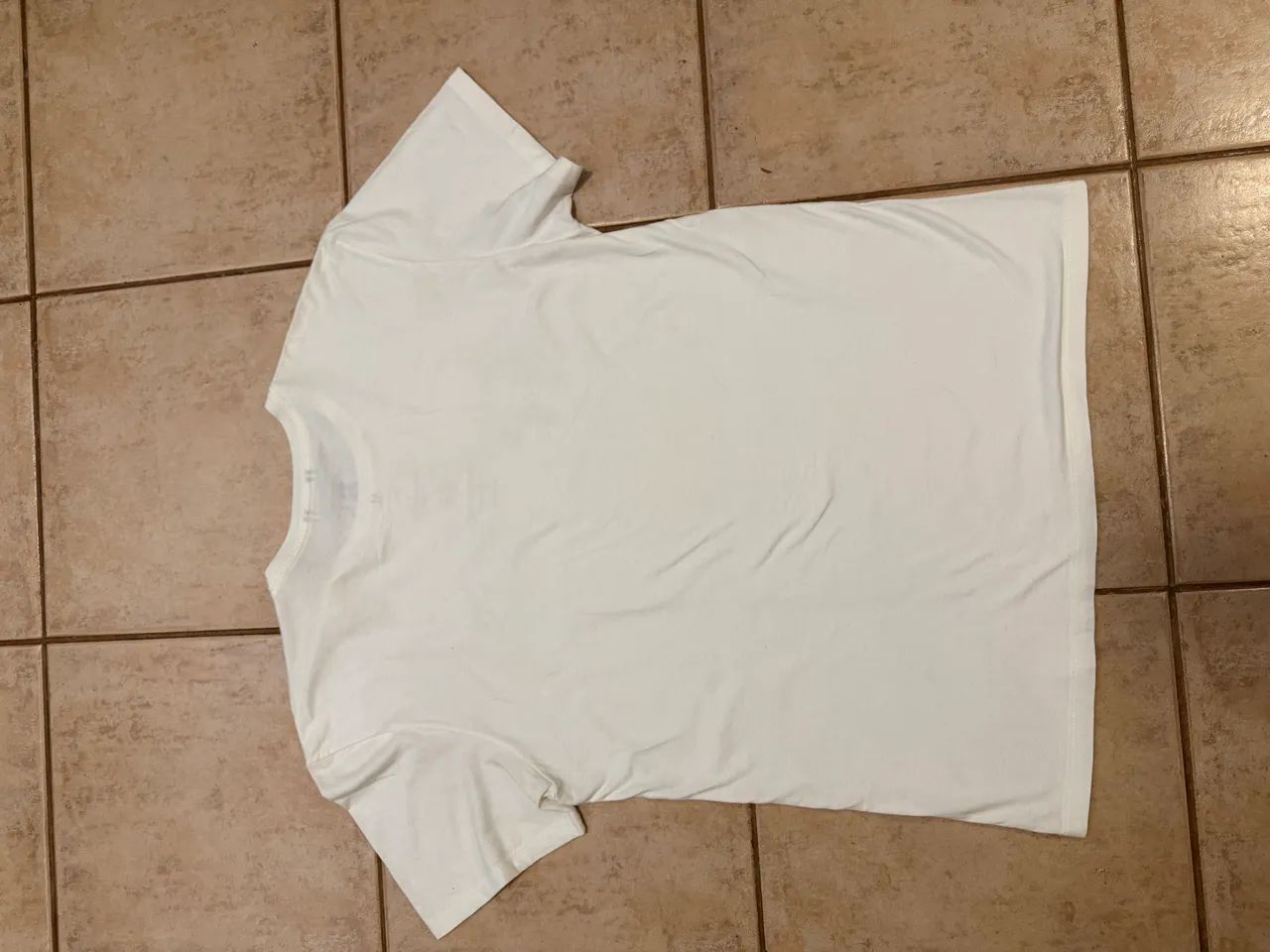 Camiseta Básica Reserva 100% algodão  - Foto 3