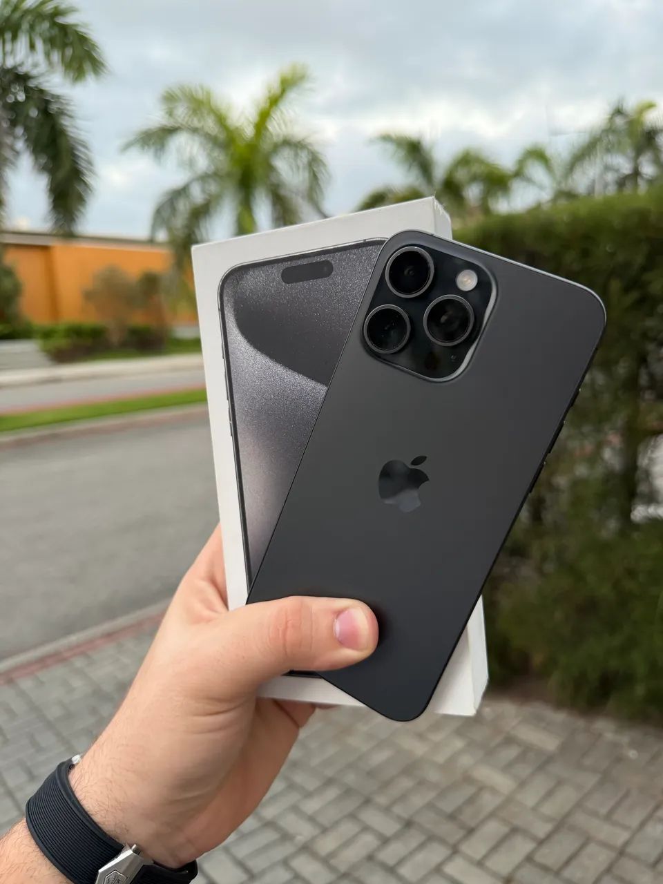iphone 15 pro max / preto / 256gb / único dono 