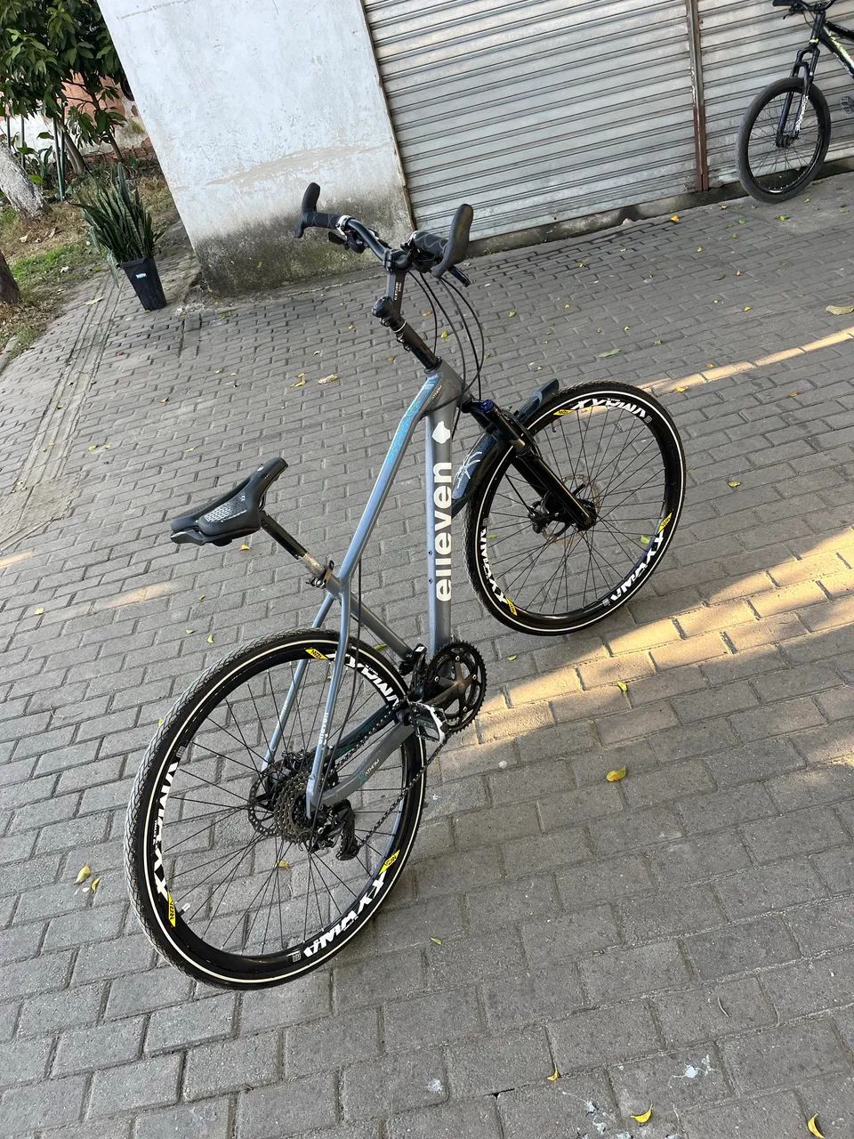 BICICLETA ELLEVEN ARO 29 - Foto 2