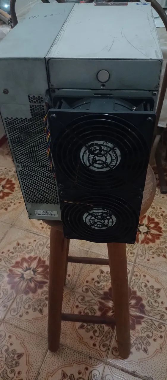 Asic Mineradora Antminer s19 95 