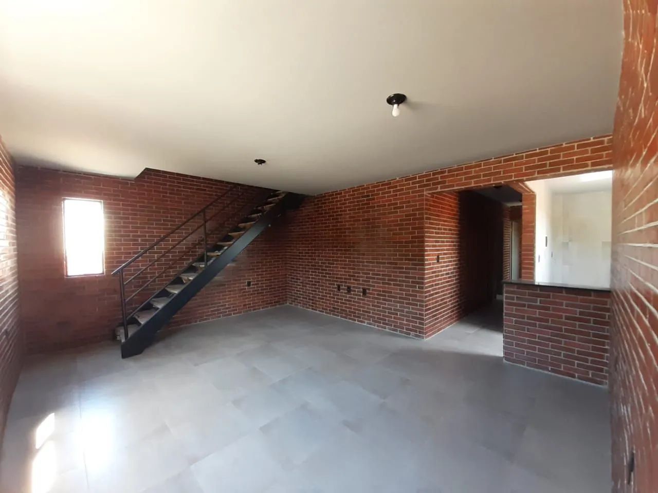 CASA DE CONCRETO NO CASTELO BRANCO  - Foto 4