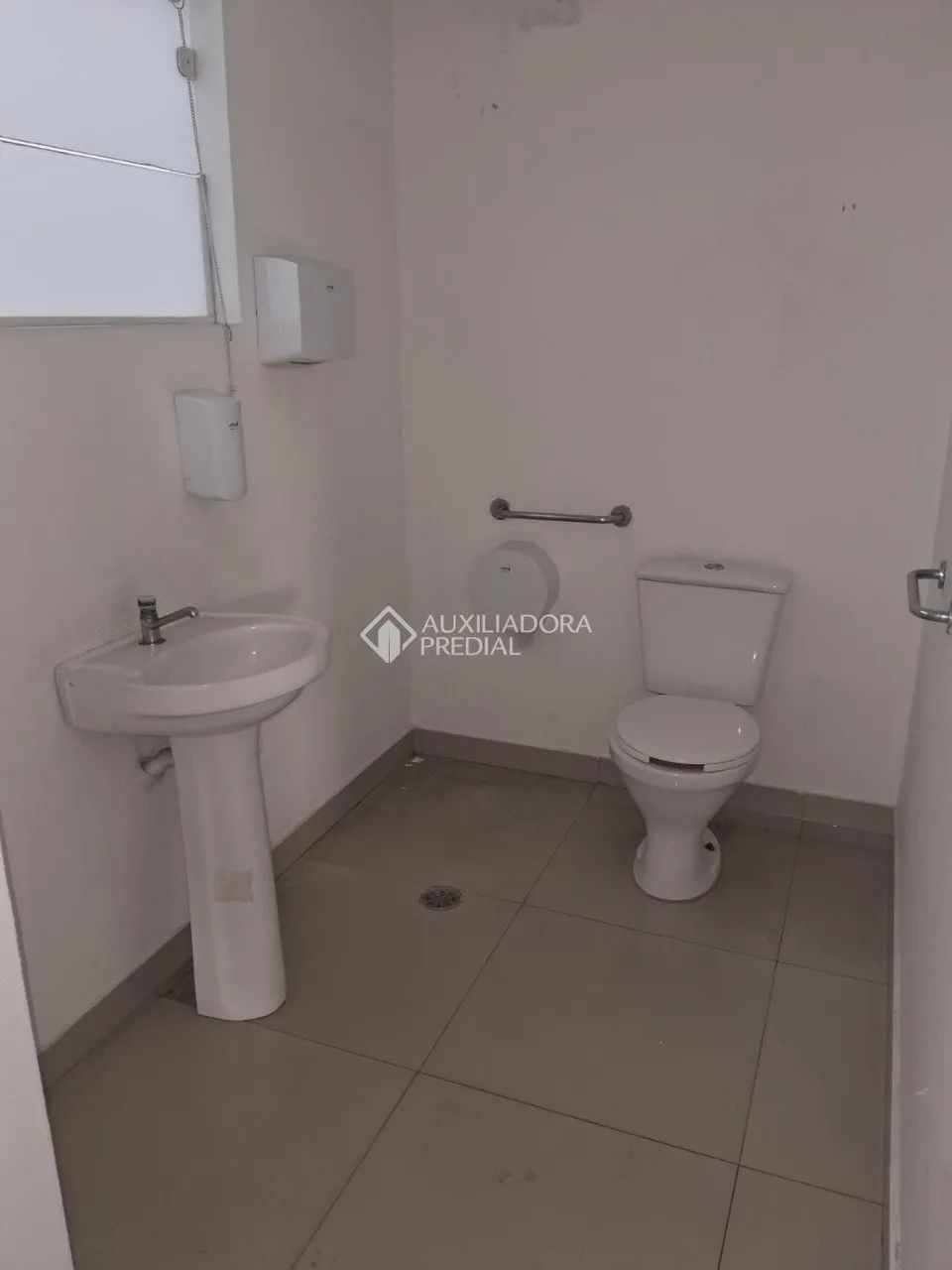 Salas Comerciais para Locação - Prédio Inteiro Reformado! - Foto 2