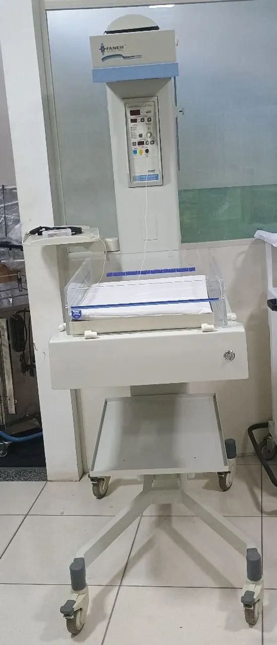 BERÇO AQUECIDO 