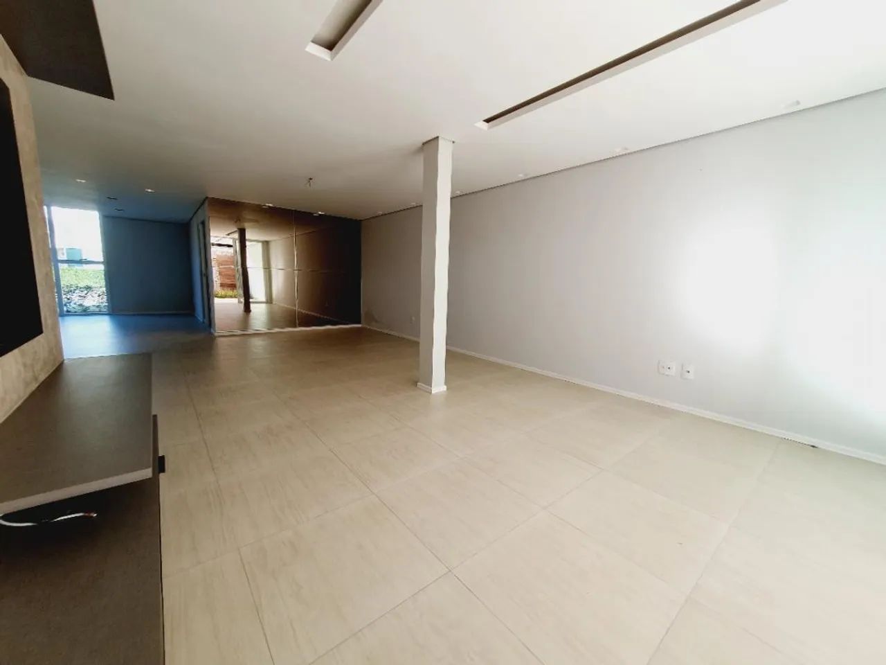Casa em Condomínio no Eusébio com 210m², Piscina e Segurança 24h REF: CA.JM.052 - Foto 4