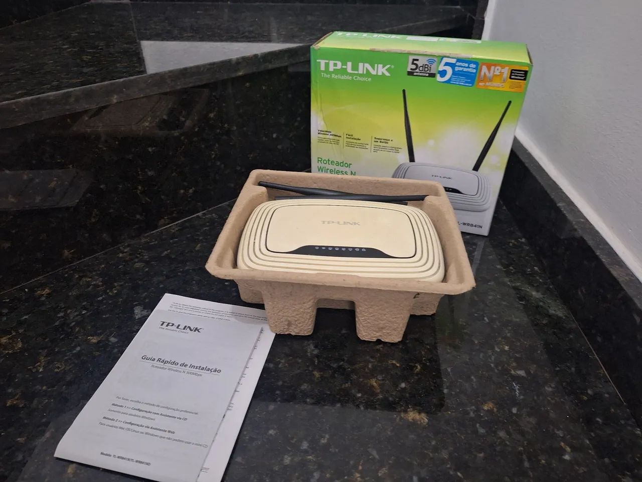 Roteador TP-LINK  Wireless N 300 Mbps - Novo