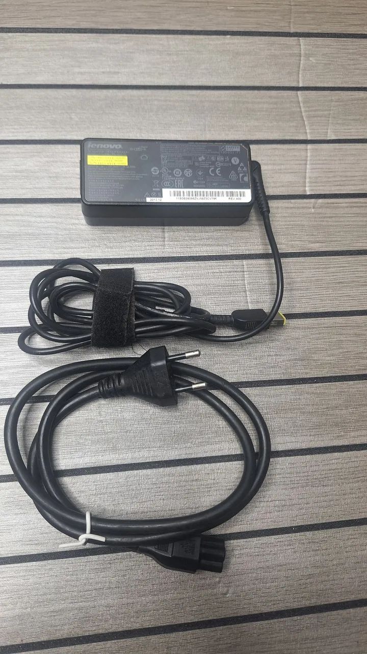 Fonte para notebook Lenovo