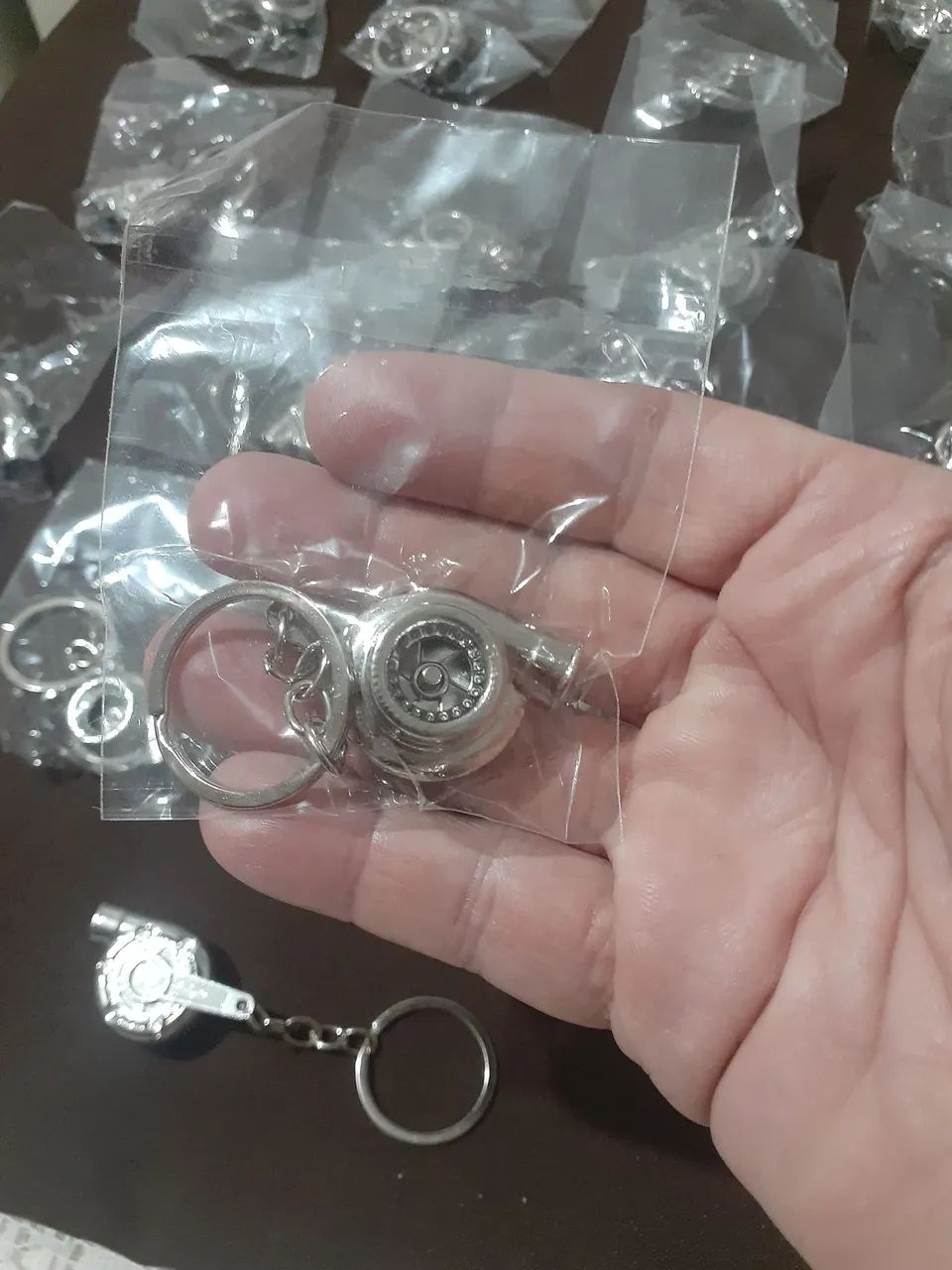 LOTE de CHAVEIROS HÉLICE TURBO ( LACRADOS) - Foto 2