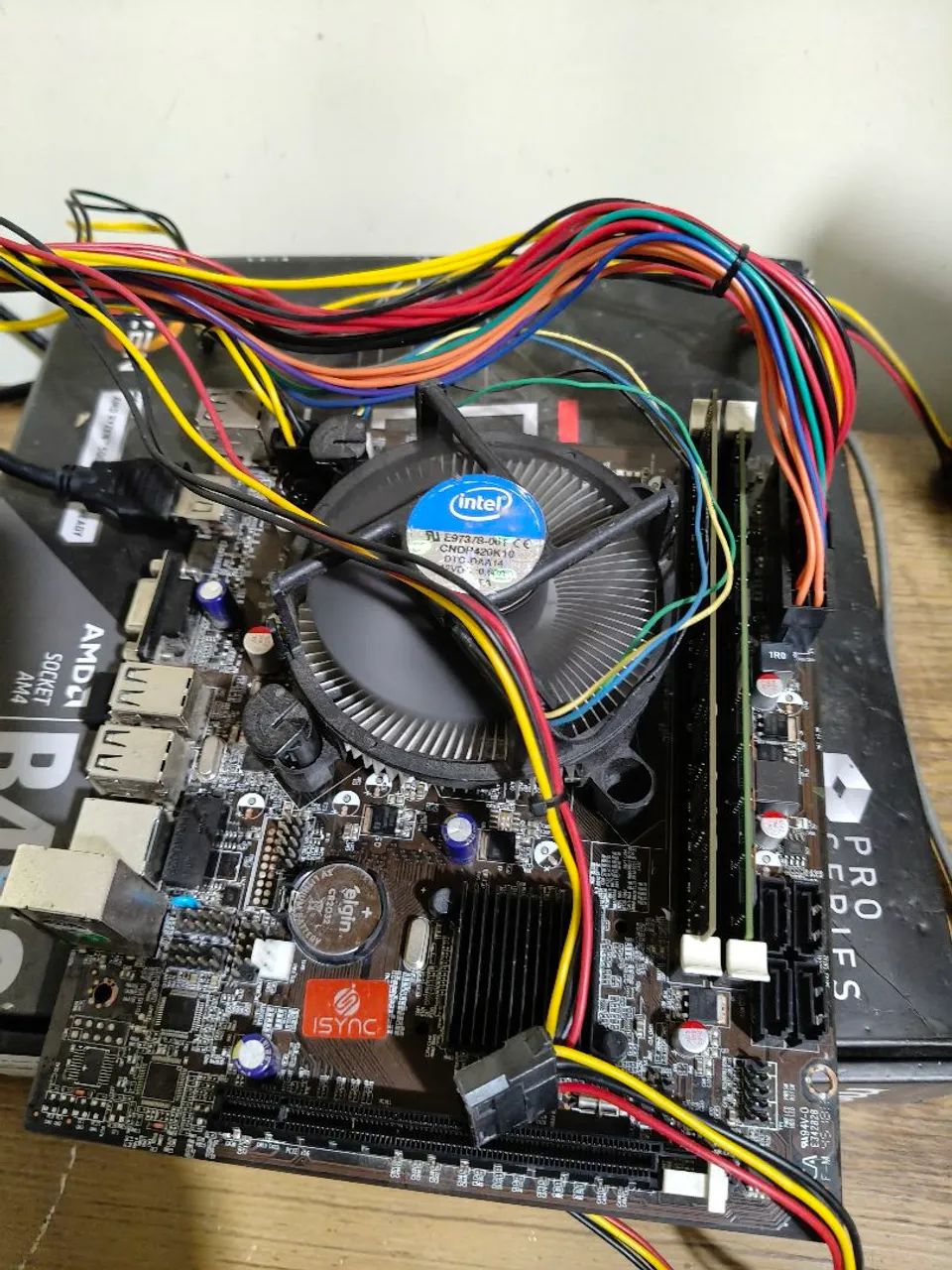 Kit Intel core i5 com 8 giga de memória 