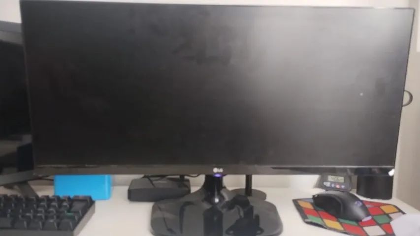 Monitor LG 25UM58 (Tela com defeito) - Foto 2