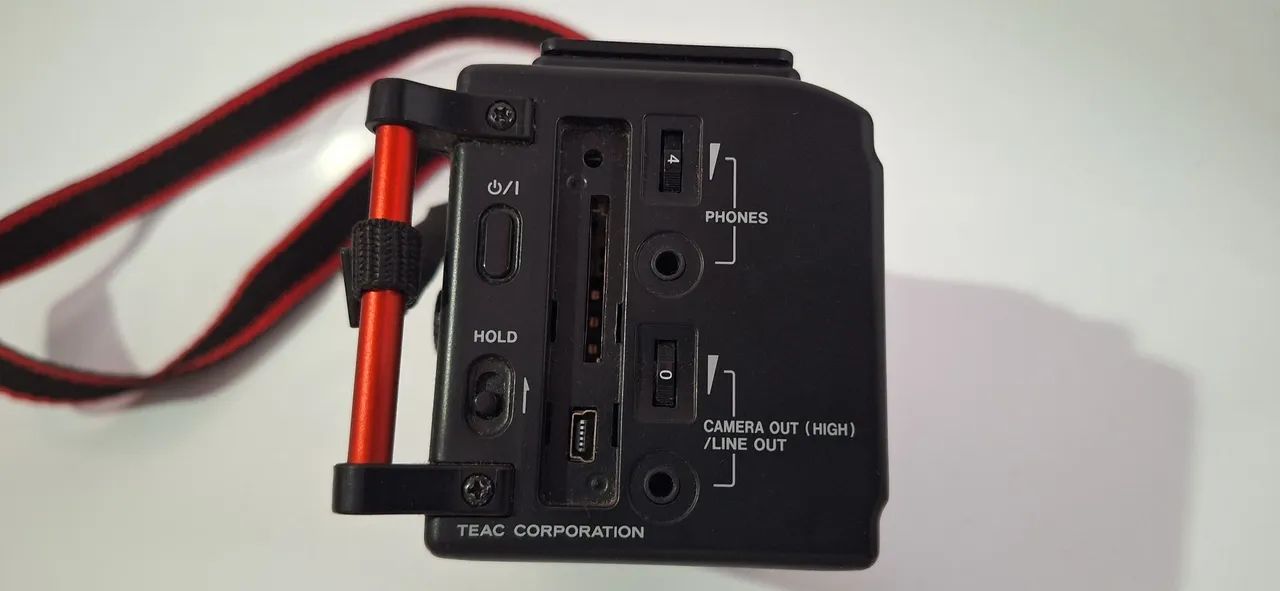 GRAVADOR TASCAM DR-60 R$700 - Foto 2