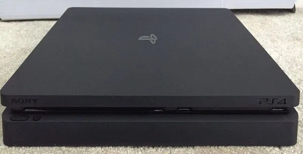 PS4 Slim 1TB