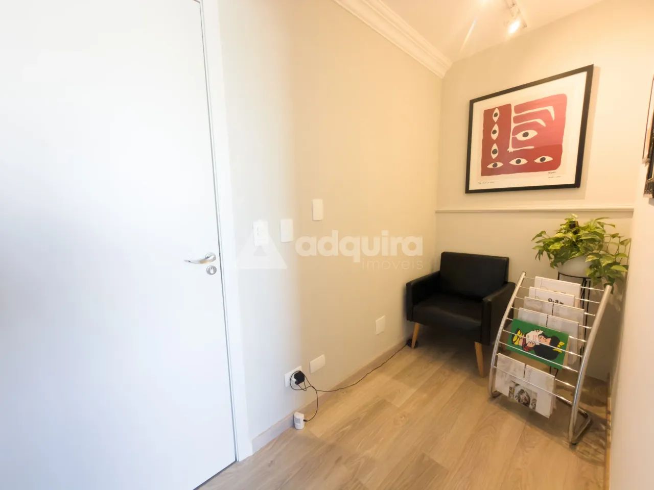 Sala Comercial com Vaga de Garagem no Centro de Ponta Grossa