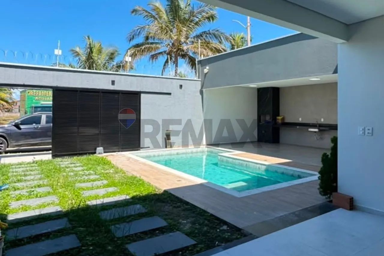 Casa com área gourmet, piscina e suítes em Alcobaça/BA - Foto 2