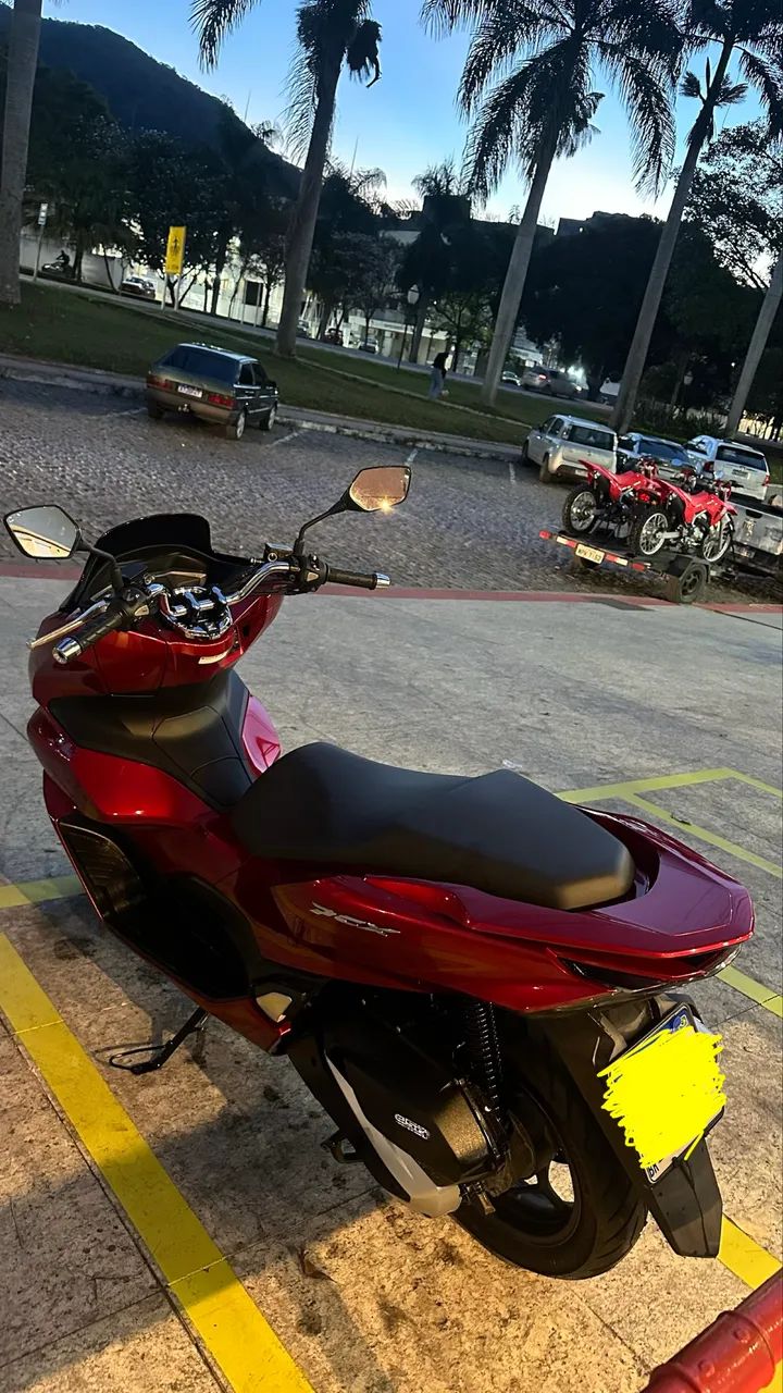 HONDA PCX VERMELHA