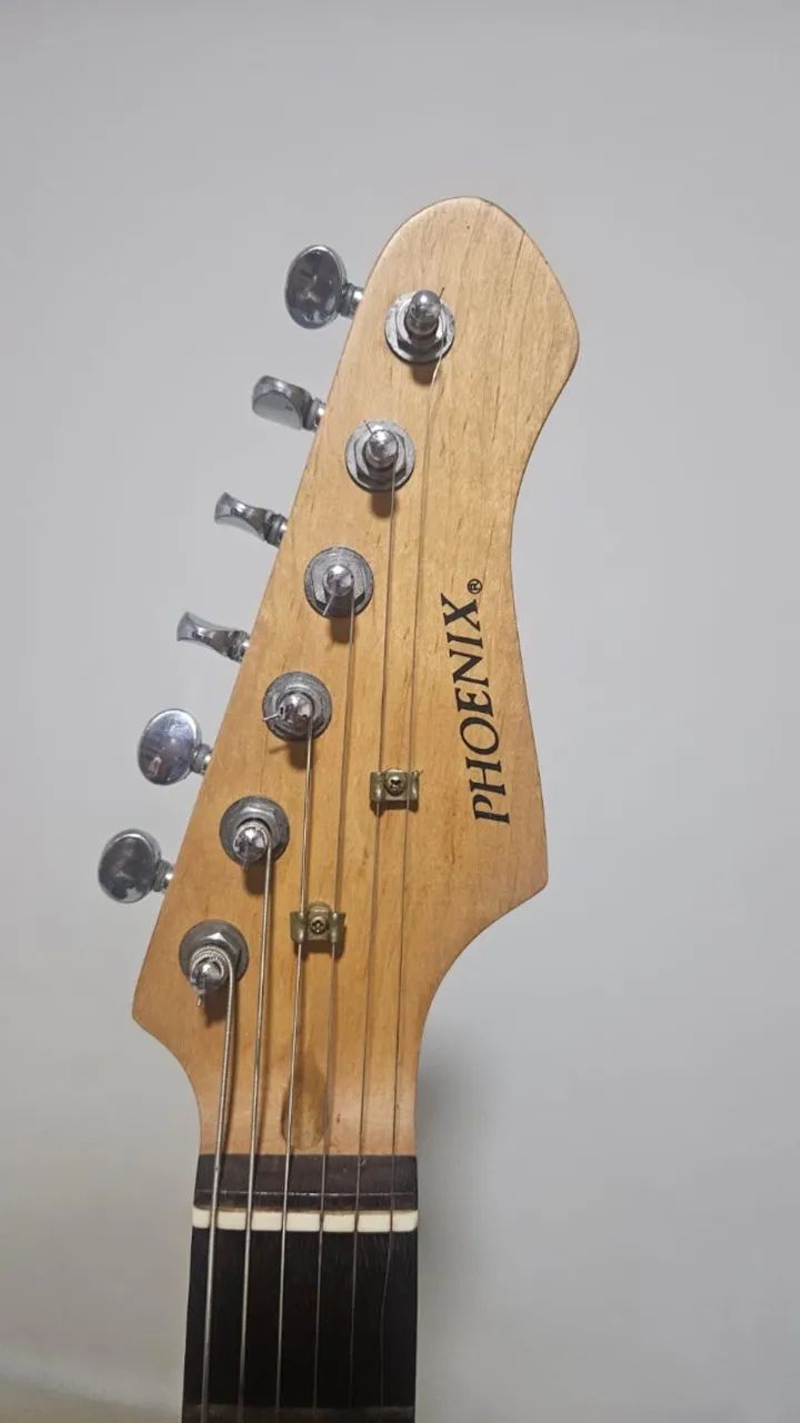 Guitarra Phoenix Stratocaster - Foto 3
