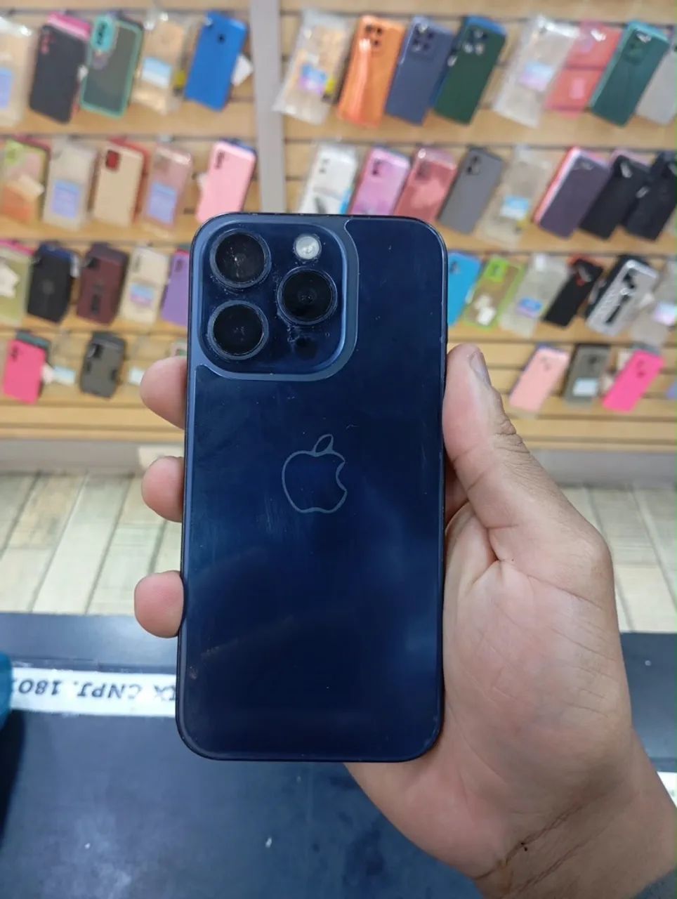 iPhone 15 pro - Foto 2