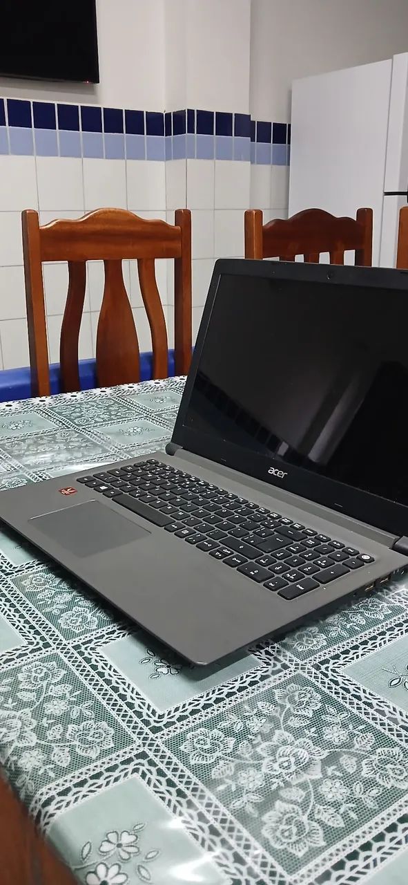 ACER ASPIRE 5 - Foto 2