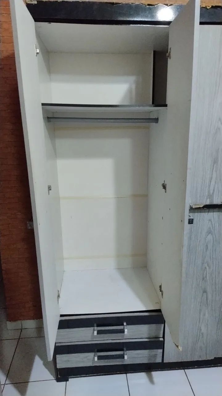 Doar guarda roupa usado  - Foto 3