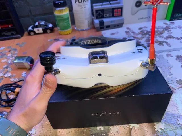 Óculos FPV Skyzone 02X + Antenas