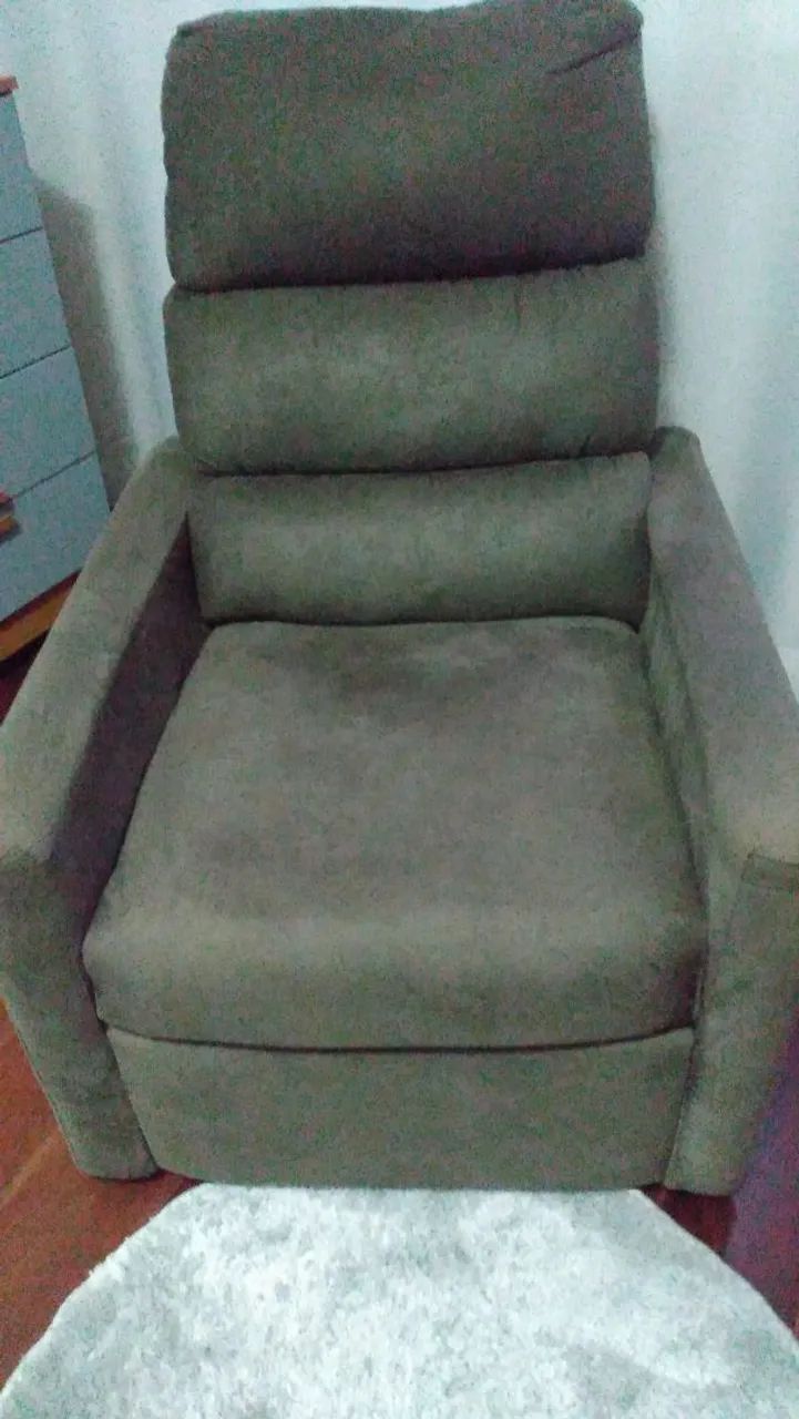 Poltrona do papai, semi-novo 