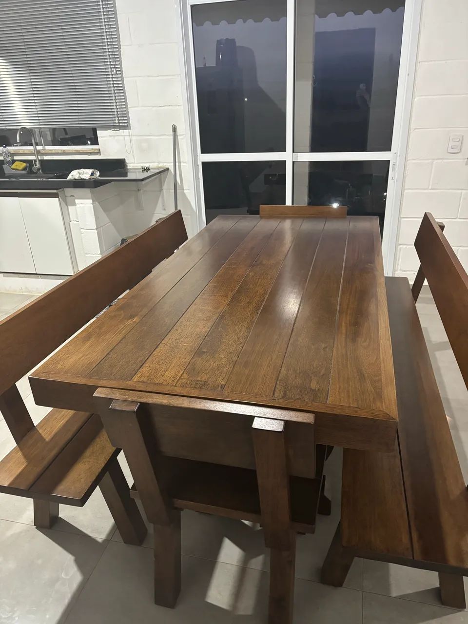 Mesa maciça - 12 lugares  - Foto 4