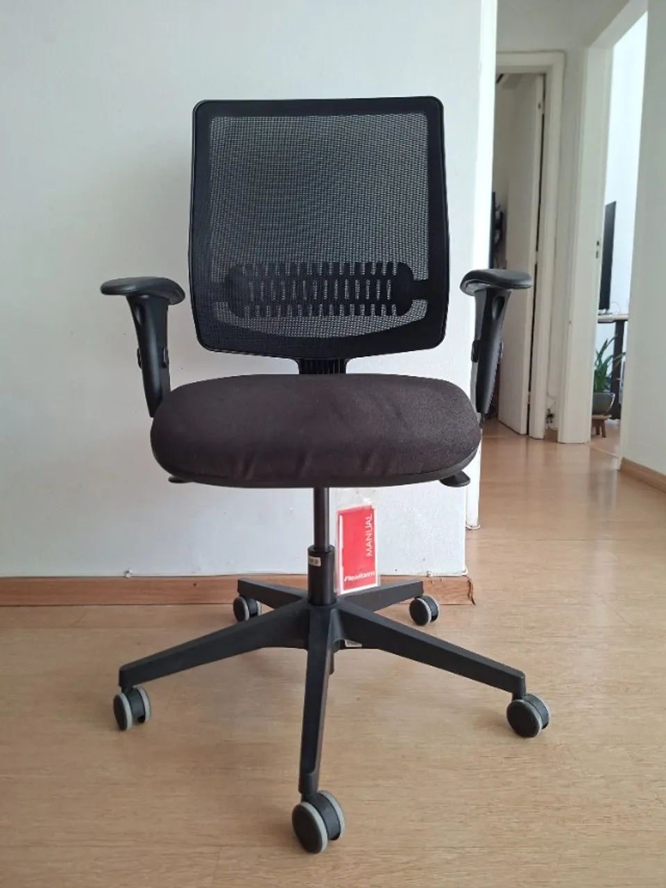 Cadeira de escritório Uni (Flexform)