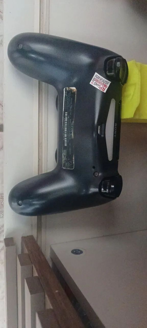 Controle Original Para Playstation 4 Semi novos. Aceito cartão  - Foto 2