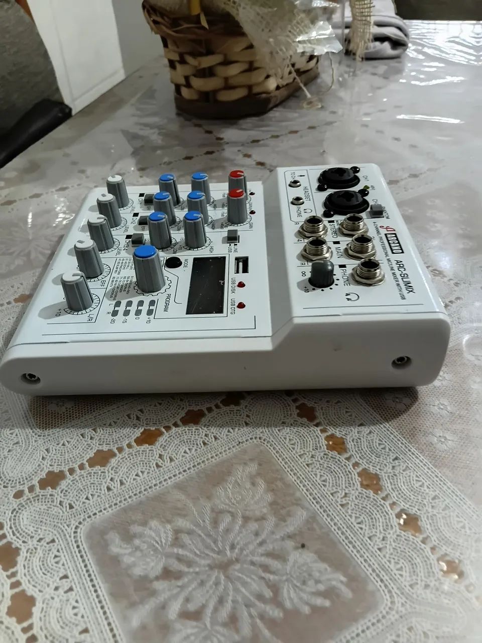Mesa Arcano Slimix 4 canais! Só R$250 - Foto 4