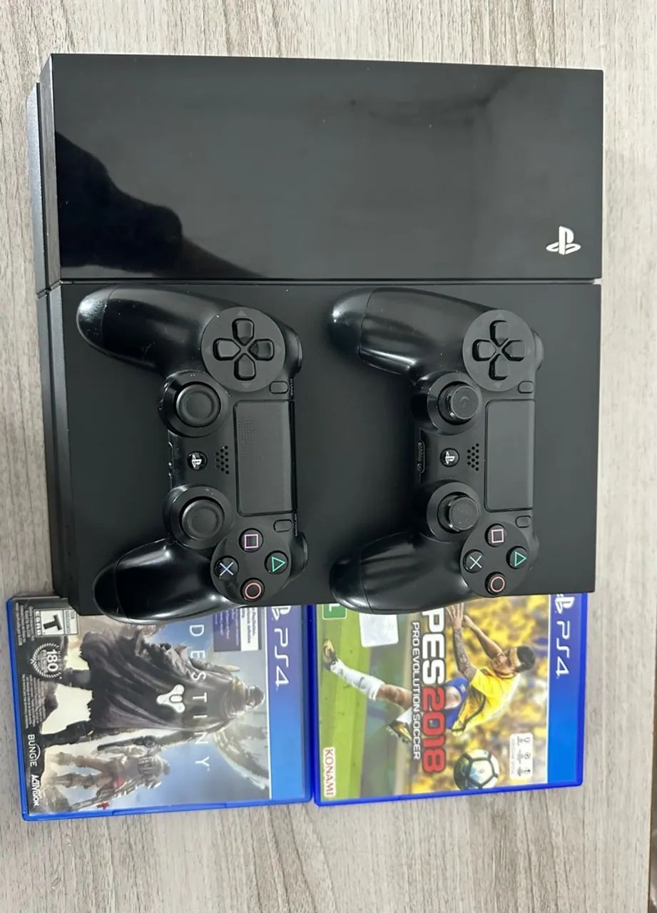 Ps4 com 2 controles  - Foto 2