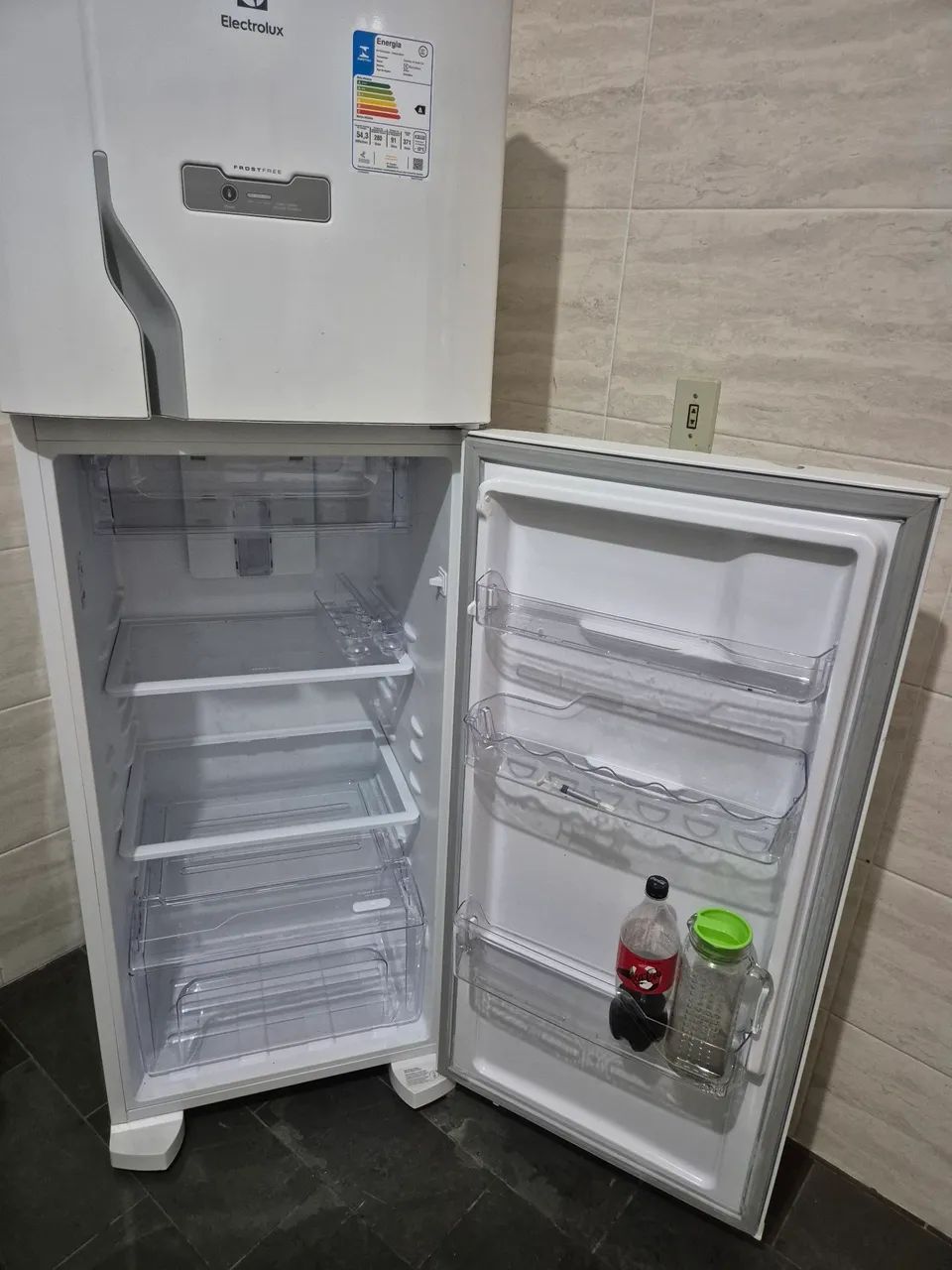 Geladeira pra venda  - Foto 2