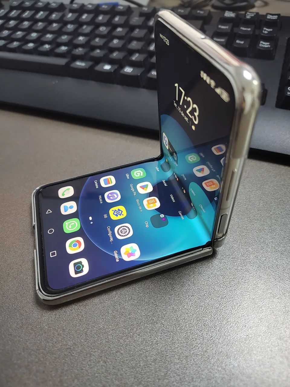 Huawei P50 Pocket