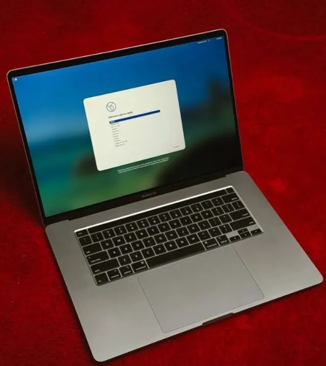 macbook pro 2019 processador i9 ram 32gb ssd 1 tb placa de video