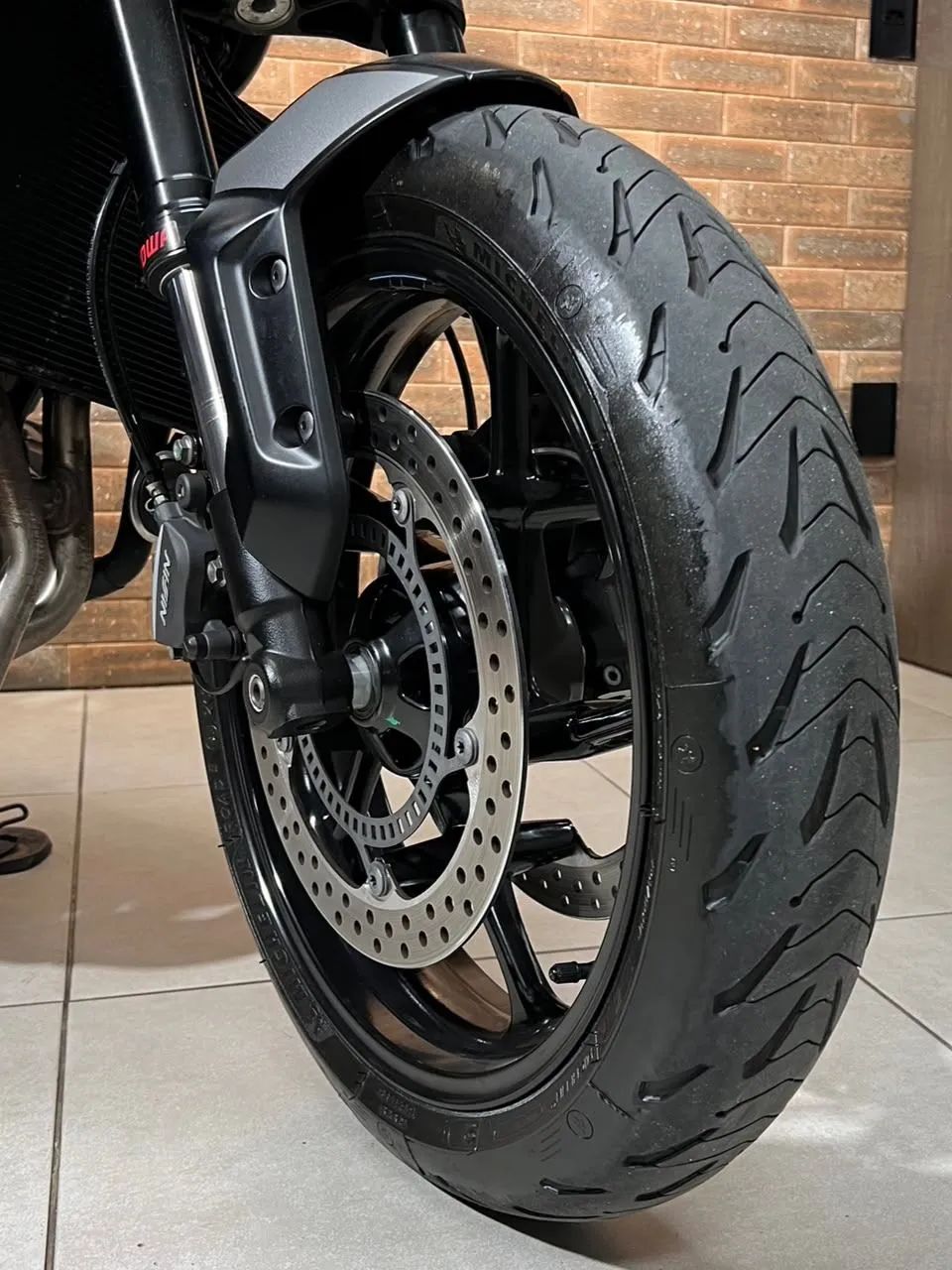TRIDENT 660 PRETA 2023/2023 - Foto 5